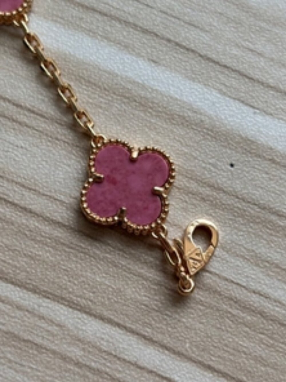 Van Cleef & Arpels four-leaf clover bracelet - Picture 3 of 6